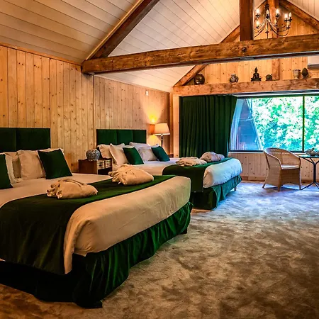 Château De Candie 4*
