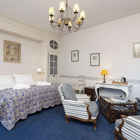 Chateau De Candie 4* Шамбери