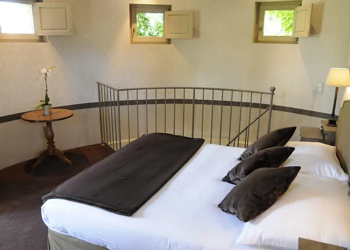 Chateau De Candie Hotell 4*