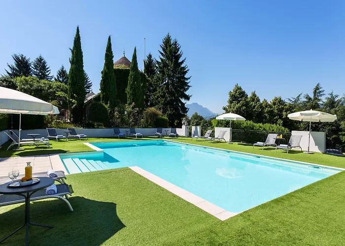 Chateau De Candie 4*