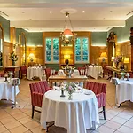 Hotel Château De Candie 4*