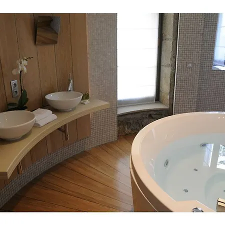 ホテル Chateau De Candie 4*