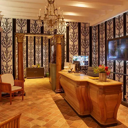 Chateau De Candie Hotel 4*