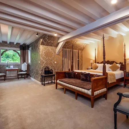 Hotel Chateau De Candie 4*