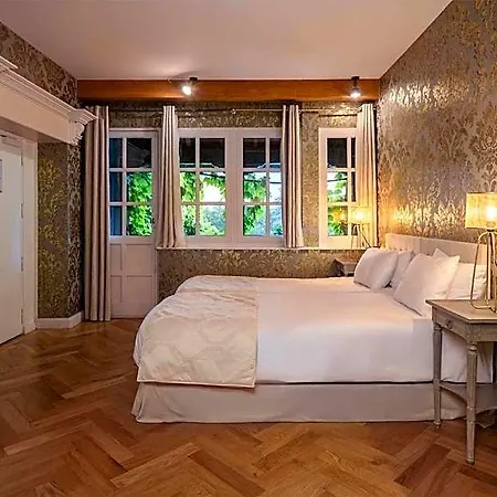 Hotel Chateau De Candie
