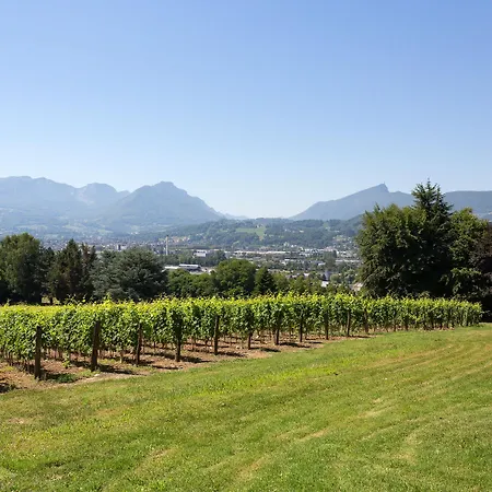 Chateau De Candie